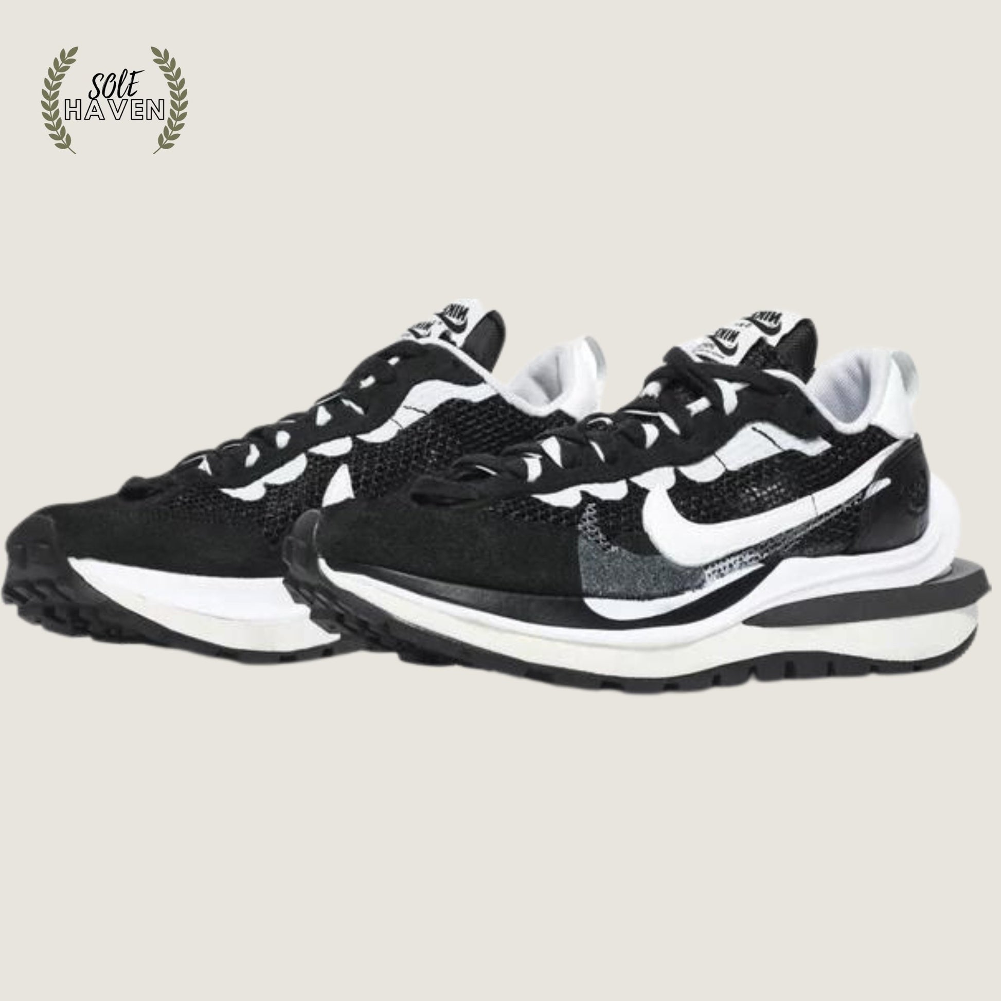 Nike X Sacai Vaporwaffle Black and White - Sole HavenShoesNike